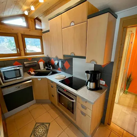 Alpenapart Singer - Contactless Check-in Reutte