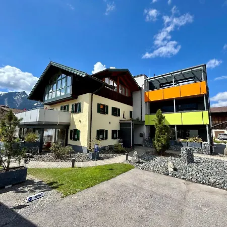 Alpenapart Singer - Contactless Check-in