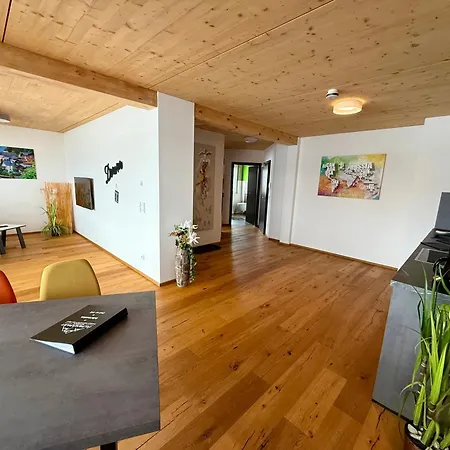 Alpenapart Singer - Contactless Check-in Apartment