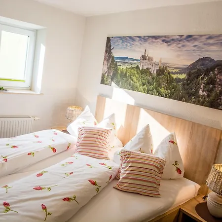 Alpenapart Singer - Contactless Check-in Apartment Reutte