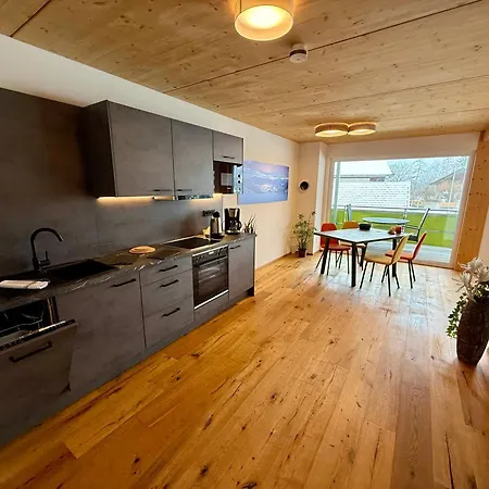 Alpenapart Singer - Contactless Check-in Daire Reutte