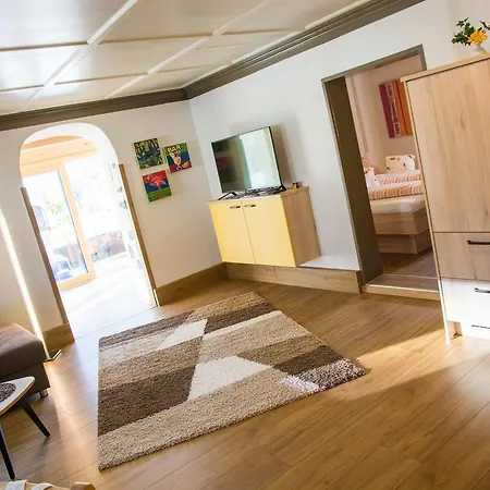 Alpenapart Singer - Contactless Check-in Reutte