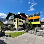 Alpenapart Singer - Contactless Check-in