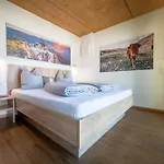 Alpenapart Singer - Contactless Check-in Apartment *