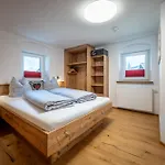 Alpenapart Singer - Contactless Check-in Apartment *