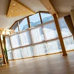 Alpenapart Singer - Contactless Check-in