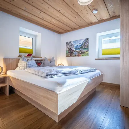 Alpenapart Singer - Contactless Check-in Reutte